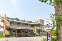 Taean Kkotji Beach House Pension - Homestays