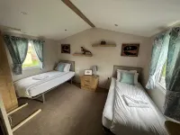 Gulliver's Valley, M1, Jct 31 - 2-Star