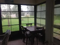 Comfy House Near River And Beach