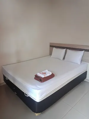 Hotel Grand HD Klaten - Pensionat