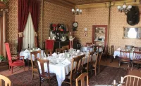 Virginian Hotel - Bares