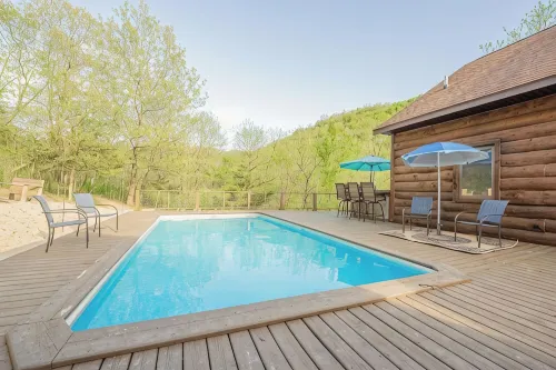 Buffalo County Log Cabin w Guesthouse and pool