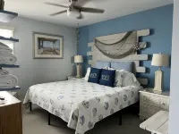 Beach Goals! 4 bedroom 2.5 bath home, just a 5 minute walk to beach!!! - Wifi