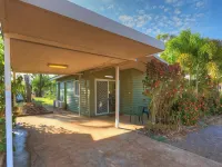 Batchelor Holiday Park Hotels in Batchelor