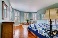 Charming Historic Annapolis Home With Two Off-street Parking Places! - บังกะโล
