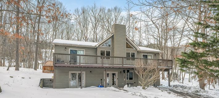 6BR Designer Home in Massanutten with Hot Tub, Sauna Hotéis em Massanutten