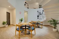 Hotel Maitrayee - 2-Star