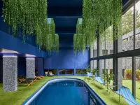 Château Jeanne & The Forest - Pool