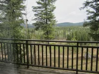 Spruce Hill Resort & Spa - Mountain view