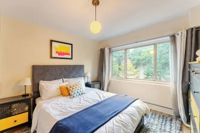 Serene downtown Seattle condo - Walk to Convention Center, Pike Place, top sites First Hill: отели