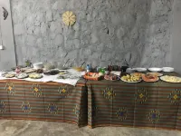 Guest House Quinta Natural Bangalots - sarapan