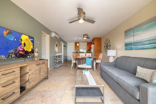 50 steps away from Maui's best beach, furnished with luxury details - バルコニー