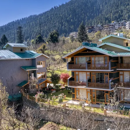Snow Peak Retreat & Cottage
