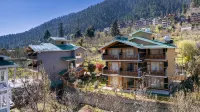 Snow Peak Retreat & Cottage