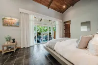 Beachfront Luxury Villa with Private Pool