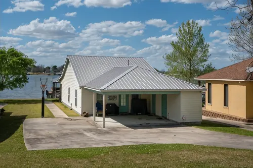 Screened porch and private pier on False River - 4-Star