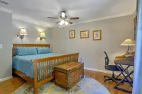 Coastal Charm: Ocean Views, Hot Tub, Fire Pit Near Tide Pools, Surfing, & SFO