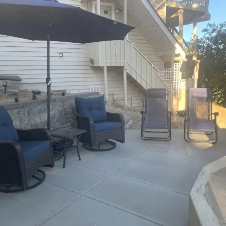 New 1-Bdrm Apartment Suite - Pet-Friendly Cozy Mountain Escape Near Trail & Lake