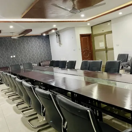 Hotel Islamabad Premiere Inn Отели рядом с достопримечательностью «Пакистанский монумент»