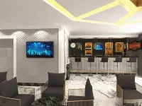 The Sansa Hotel & Spa