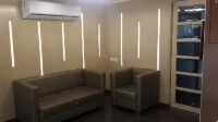 Hotel Zenith - 2-Star