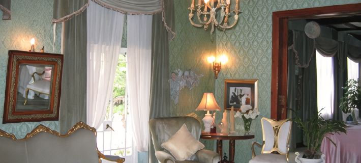 Villa Victoria Executive Guest House โรงแรมในเบโนนี