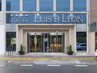 Silken Luis de León