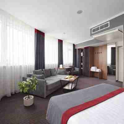 Ramada by Wyndham Yekaterinburg Rooms