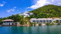 Busuanga Bay Lodge