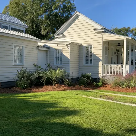 Historic Home Located in historic district of Beaufort, SC