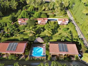 Bora Bora Holiday's Lodge