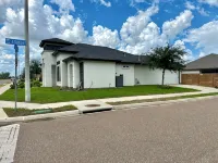 3-bedroom home with awesome amenities! - con encanto