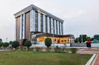 Hotel Grand Sarowar - 2-Star