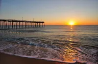🏖️BAY VIEW TOWN HOME WEST OC SPACIOUS 3 BD/4 BA POOL  DOG FRIENDLY  FREEWIFI 🩴 - Pools
