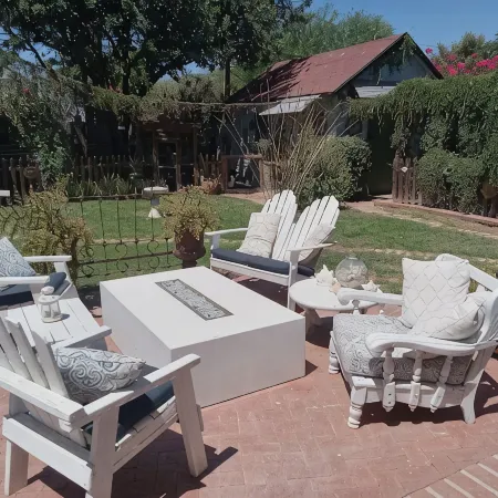 The Hen House: Enchanted Casita Near Downtown Phoenix