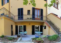 Mòsì Firenze - Bed and Breakfasts