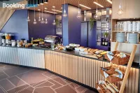 B&B HOTEL Warszawa-Okęcie - breakfast