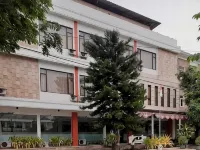 Hotel Prasasti Pacitan Hotéis em Pacitan