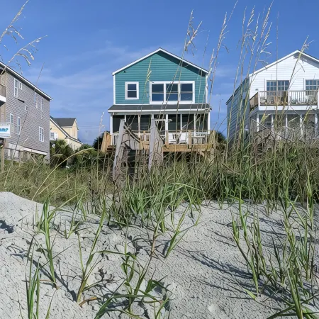 4Bedroom Beachfront Full House w/ Linens,Private Pool