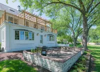Lake Front 2.20 acre estate  Private boat launch with pier - 3-Star