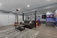 Lakefront Home, Large Firepit Patio, Game Room! - Wi-Fi