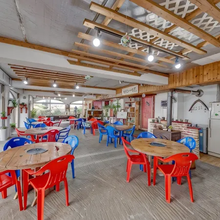 Pohang Dolphin Story Pension