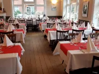 Mediterran Hotels near Bergedorf