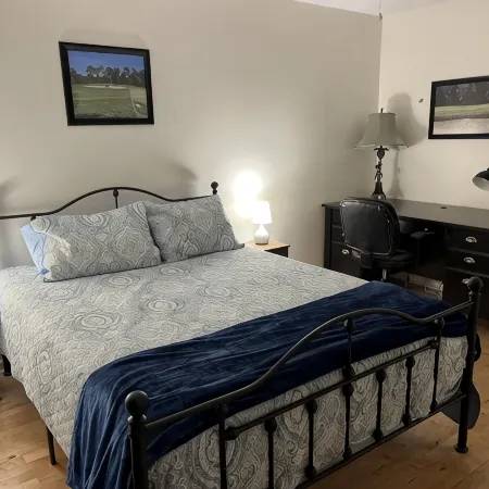 True Blue Comfy Condo!