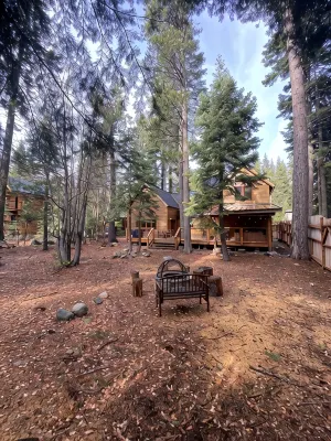塔霍城經典家庭小屋-西岸逸境！