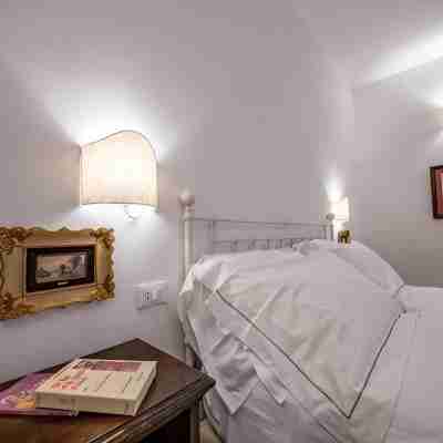 Saint Francis Apartment Rooms