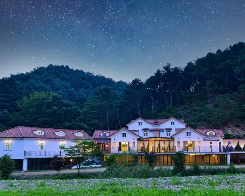 Haneulbit Gwangang Nongwon Hotels near Nami Island