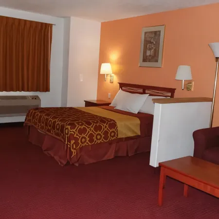 American Inn & Suites