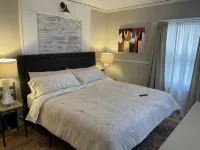 Charming 3 bed 1 bath home. 1 block to St. Mary's. 10 min walk to Mayo downtown. - balcony