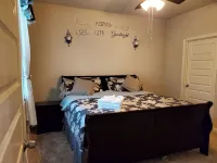 Cozy house in Covington with  3-Bdr. 2bth. AC and WiFi. - 4성급